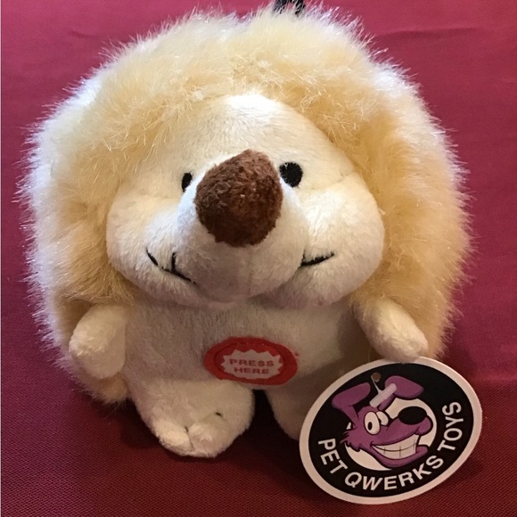 Plush Hedgehog Toy for Small Pets - Picture 1 of 6